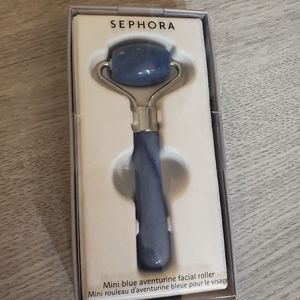 BNIB Mini Facial Roller